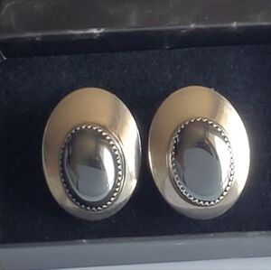 Vtg.  Native American Black Onyx Earrings